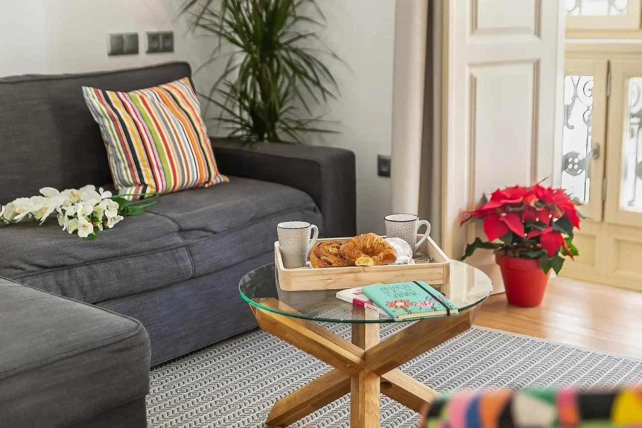 HomeAbroad Apartments - Larios Malaga Deluxe Collection