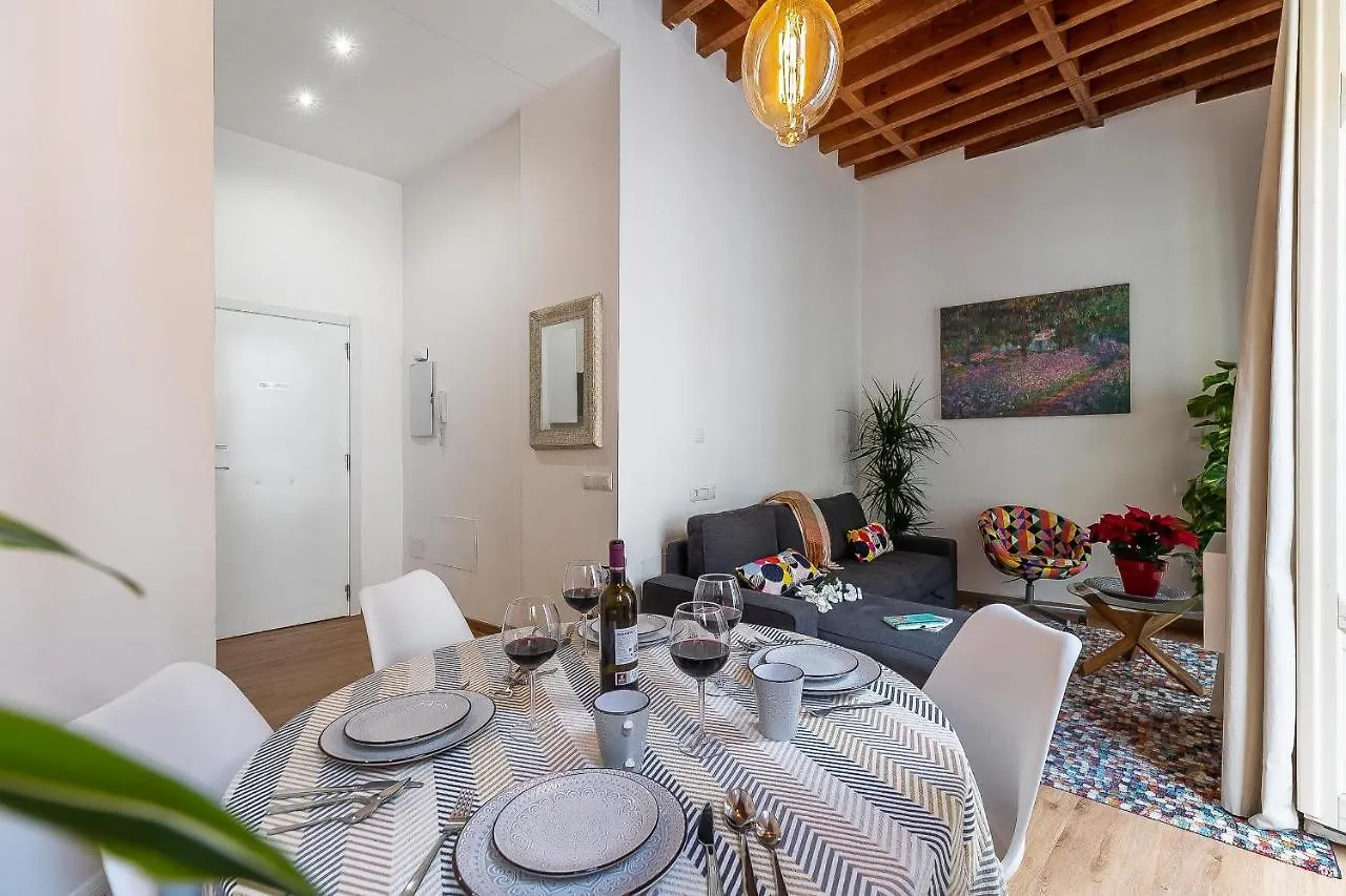 HomeAbroad Apartments - Larios Malaga Deluxe Collection
